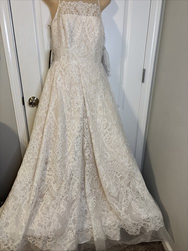 White vera wang - by,