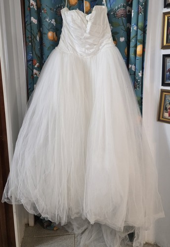 Vera wang white wedding dress - vera,