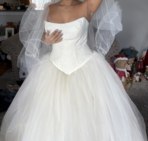 Ivory strapless vera - vera, lace